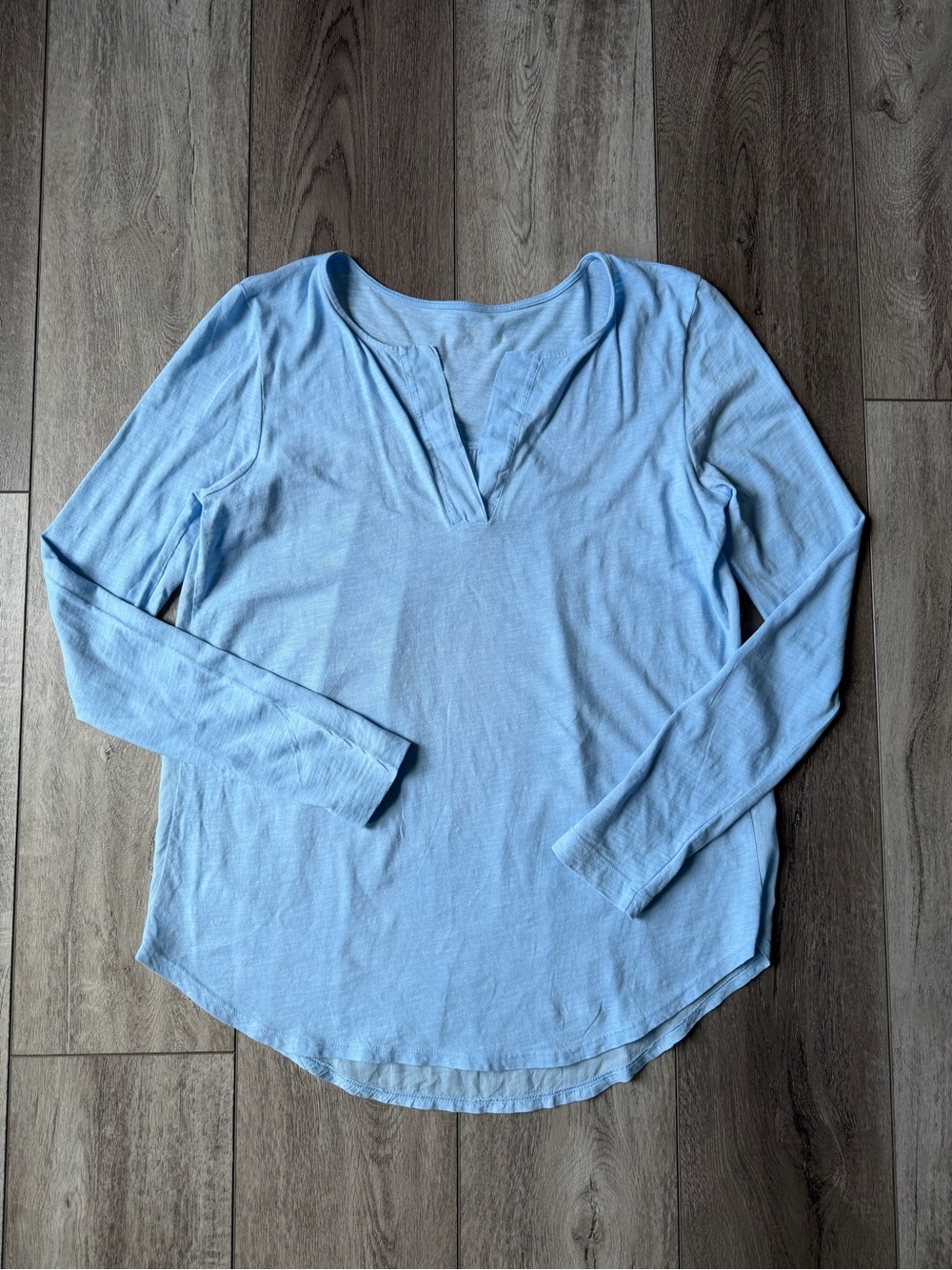 Elliott Lauren- Coastal Blue 100% Cotton Women's Long Sleeve Split V-Neck Top